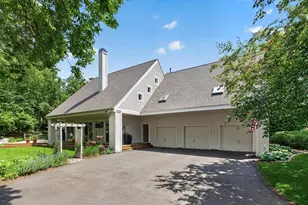 10984 Jackson Dr, Eden Prairie, MN 55347 - Photo 1
