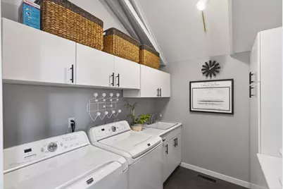 10984 Jackson Drive, Eden Prairie, MN 55347 - Photo 31