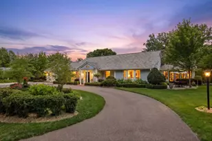 17803 Maple Hill Rd, Wayzata, MN 55391 - Photo 1