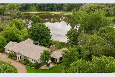 17803 Maple Hill Road, Wayzata, MN 55391 - Photo 3
