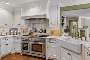 17803 Maple Hill Rd, Wayzata, MN 55391 - Photo 11