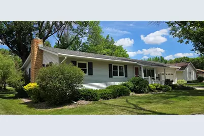 102 Southview Drive, Marshall, MN 56258 - Photo 3