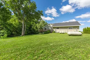 23493 Echo Ave, Faribault, MN 55021 - Photo 9