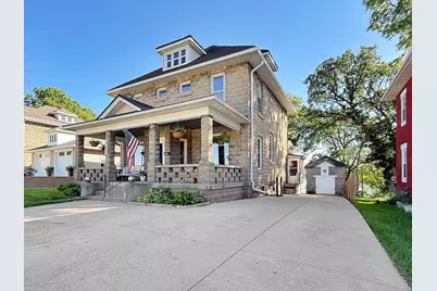 303 Lake Avenue, Fairmont, MN 56031 - Photo 3