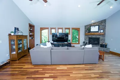 6130 Stillwater Boulevard N, Oakdale, MN 55128 - Photo 17