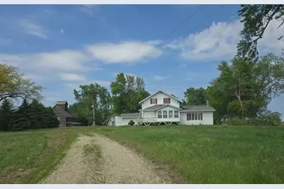 44375 60th Street, Blue Earth, MN 56013 - Photo 1