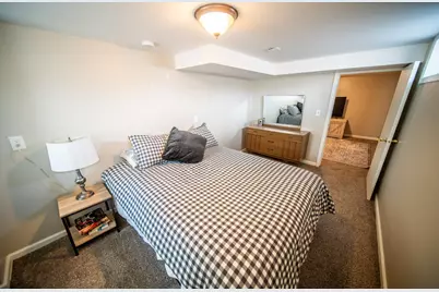 1550 7 1/2 Avenue NE, Rochester, MN 55906 - Photo 31
