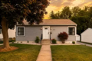 1550 7 1/2 Ave NE, Rochester, MN 55906 - Photo 1