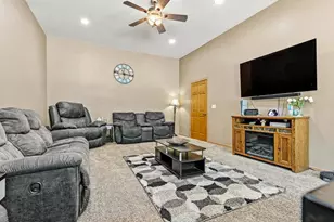 313 7th St W, Canby, MN 56220 - Photo 13