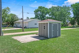 313 7th St W, Canby, MN 56220 - Photo 3