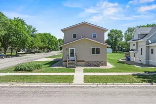 313 7th St W, Canby, MN 56220 - Photo 3