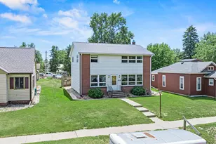 213 2nd Street E, Jasper, MN 56144 - Photo 3