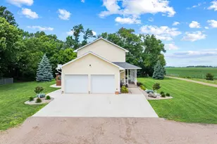 24306 350th St, Belview, MN 56214 - Photo 5