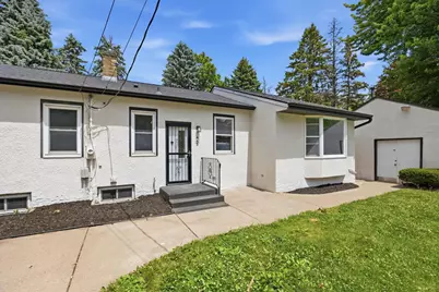 445 Lark Avenue E, Maplewood, MN 55117 - Photo 3