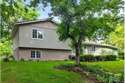 221 Jerry Liefert Drive, Monticello, MN 55362 - Photo 3