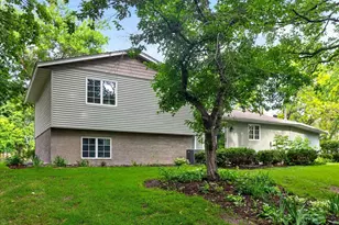 221 Jerry Liefert Dr, Monticello, MN 55362 - Photo 3