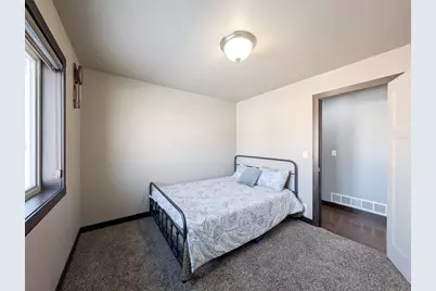 6810 24 Street S, Fargo, ND 58104 - Photo 33