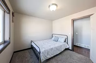 6810 24th Street S, Fargo, ND 58104 - Photo 33