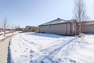 6810 24th Street S, Fargo, ND 58104 - Photo 57
