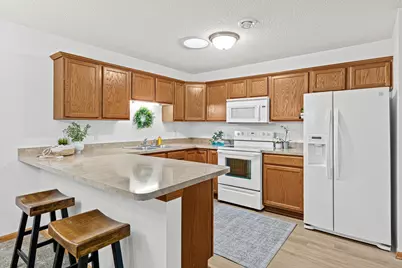 194 Kings Pointe Drive, Delano, MN 55328 - Photo 9