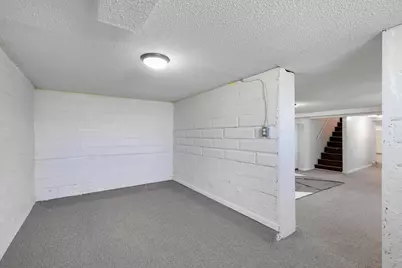 6425 Fremont Avenue N, Brooklyn Center, MN 55430 - Photo 33