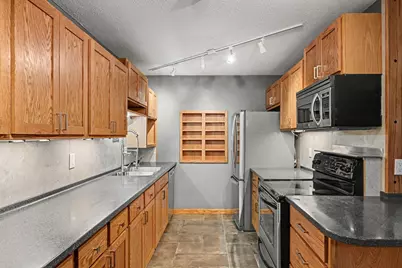 125 Kingswood Drive #1D, Red Wing, MN 55066 - Photo 11