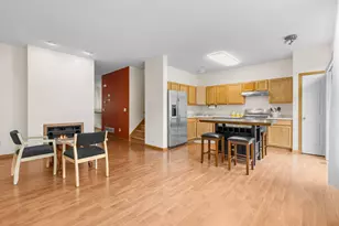 1778 Riverside Dr, Shakopee, MN 55379 - Photo 9