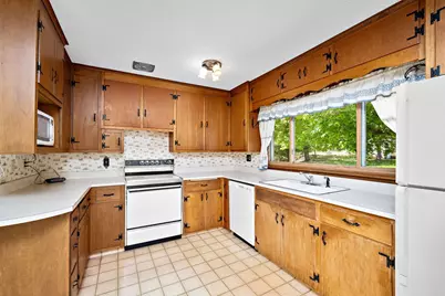 1125 Oakview Lane N, Plymouth, MN 55441 - Photo 7