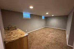 1701 Lowry Ave NE, Minneapolis, MN 55418 - Photo 21