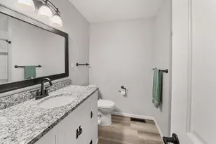 5942 Fernwood St, Shoreview, MN 55126 - Photo 13