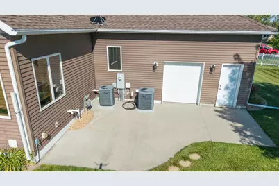 1007 6 Avenue NE, Dilworth, MN 56529 - Photo 5