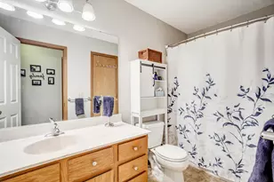 5653 Pompano Dr, Hopkins, MN 55343 - Photo 11