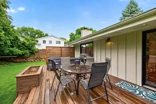 10351 Wildwood Cir, Bloomington, MN 55437 - Photo 23
