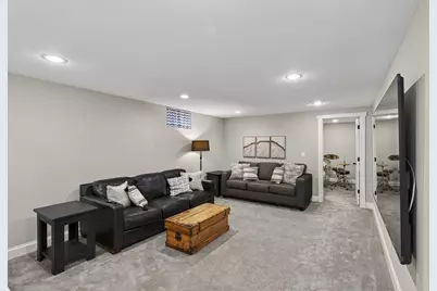 10351 Wildwood Circle, Bloomington, MN 55437 - Photo 19