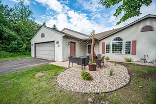 1352 Carriage Dr, Hudson, WI 54016 - Photo 13