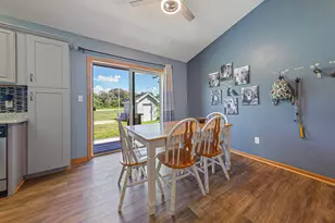 1555 Cornerstone Ln, Owatonna, MN 55060 - Photo 9