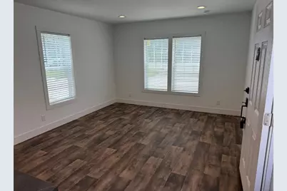 1611 6th Avenue E #A5, Alexandria, MN 56308 - Photo 5