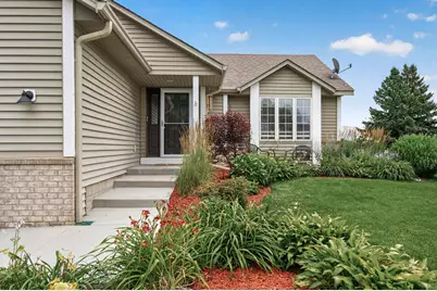 7833 Jorgensen Avenue S, Cottage Grove, MN 55016 - Photo 3