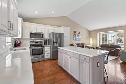 7833 Jorgensen Avenue S, Cottage Grove, MN 55016 - Photo 13