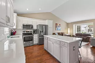 7833 Jorgensen Ave S, Cottage Grove, MN 55016 - Photo 13