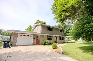 3 Sunnyslope Rd, Morris, MN 56267 - Photo 1