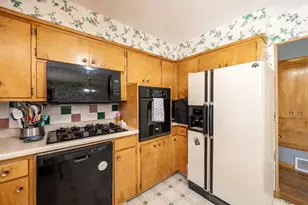 305 Maywood Ave, Eagle Lake, MN 56024 - Photo 11