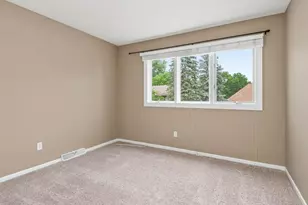 13808 Frontier Ln, Burnsville, MN 55337 - Photo 39