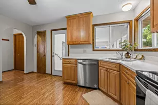 8454 Pleasant View Dr, Mounds View, MN 55112 - Photo 13