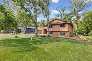 8454 Pleasant View Dr, Mounds View, MN 55112 - Photo 37