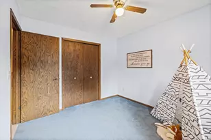 8454 Pleasant View Dr, Mounds View, MN 55112 - Photo 25