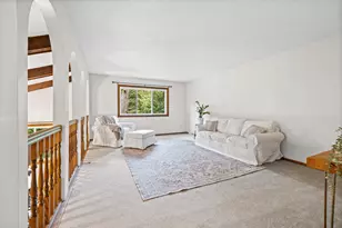 8454 Pleasant View Dr, Mounds View, MN 55112 - Photo 5