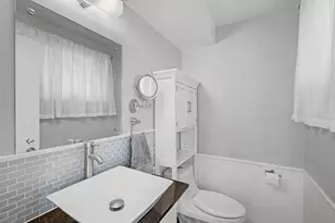 2725 Parkview Blvd, Robbinsdale, MN 55422 - Photo 15