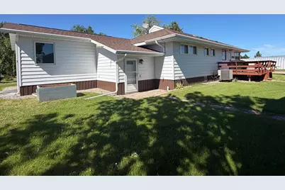 45262 State Highway 11, Roseau, MN 56751 - Photo 5