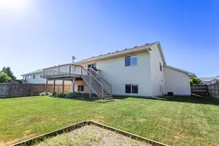 345 Paquin Dr, Somerset, WI 54025 - Photo 9